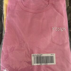 ‼️Two Quacker Factory Pink and Yellow Short Sleeve Tees Vibrant Style‼️